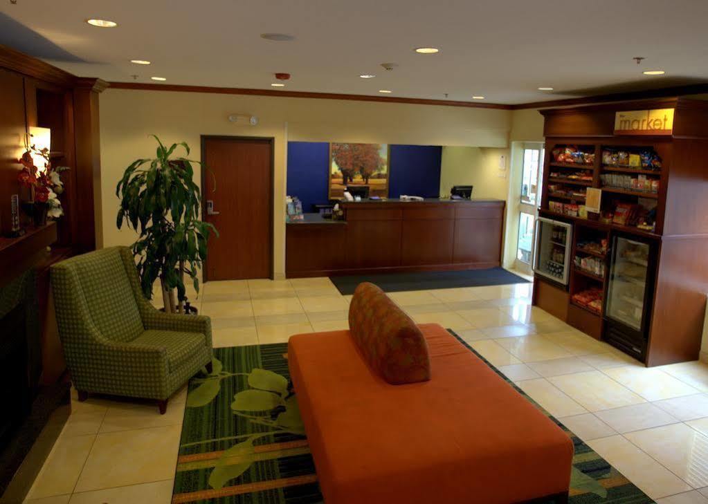 Fairfield Inn & Suites Kansas City Airport Esterno foto